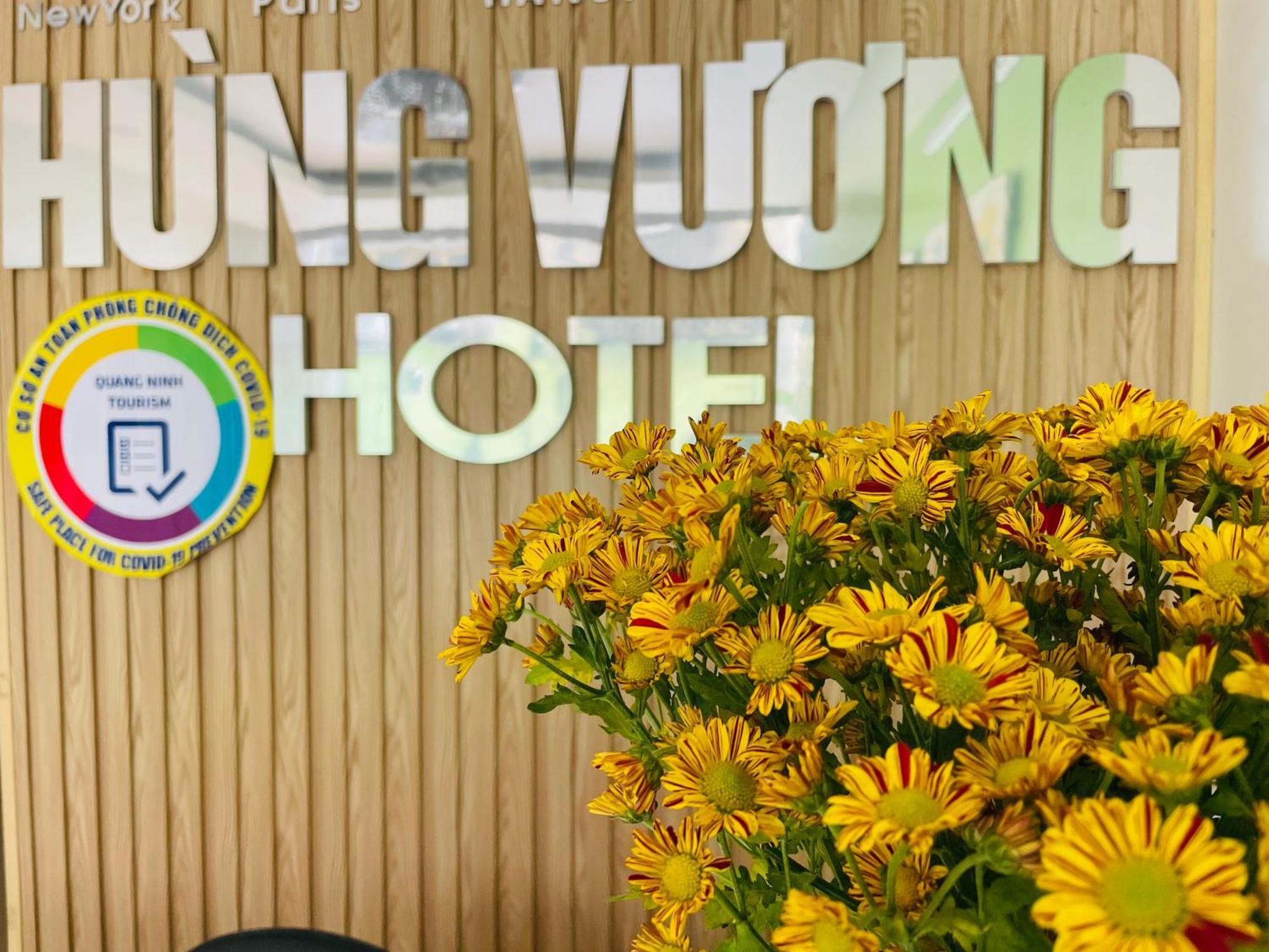Hung Vuong Hotel Ha Long Bagian luar foto