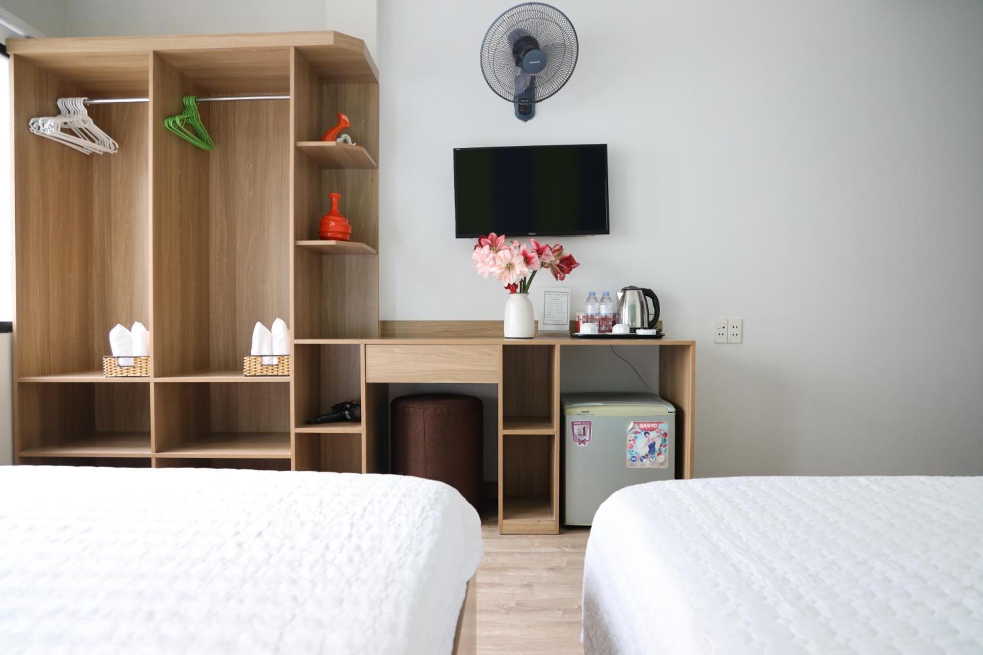 Hung Vuong Hotel Ha Long Bagian luar foto