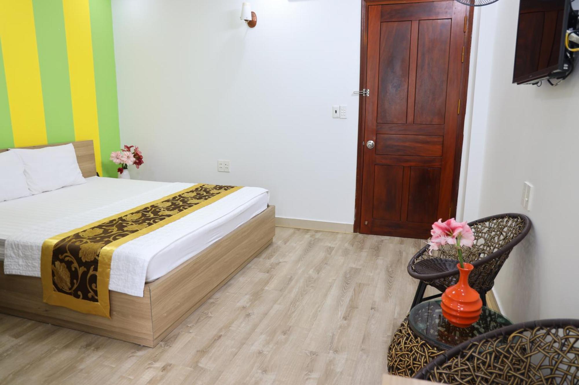 Hung Vuong Hotel Ha Long Bagian luar foto