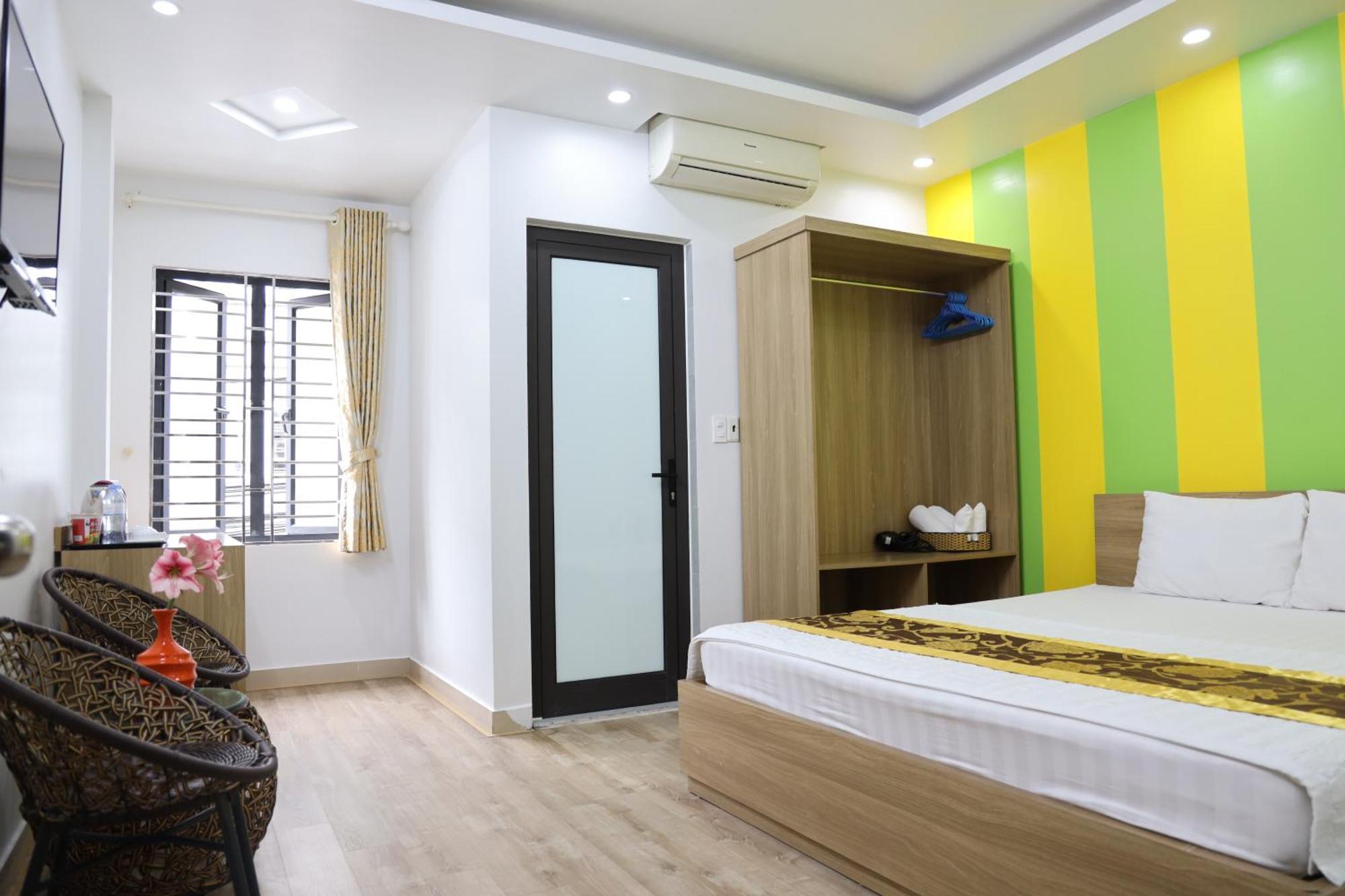 Hung Vuong Hotel Ha Long Bagian luar foto
